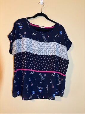 Maurices Navy Floral Patchwork Short Sleeve Blouse with Pink Trim